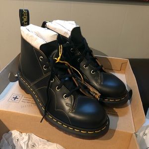 Dr. Martens size 9 women’s